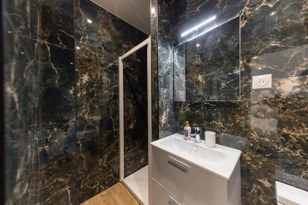 Luxueux Et Unique - - Paris * Bobigny